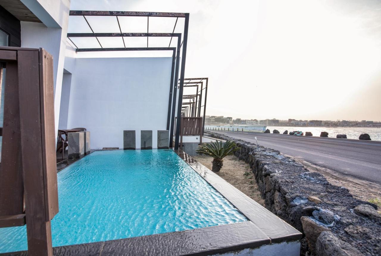 Aqua Beautique Poolvilla Csedzsu Kültér fotó