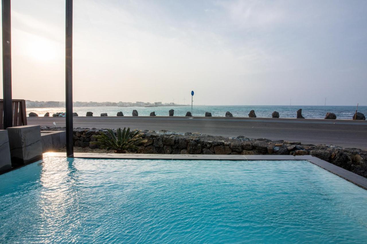 Aqua Beautique Poolvilla Csedzsu Kültér fotó